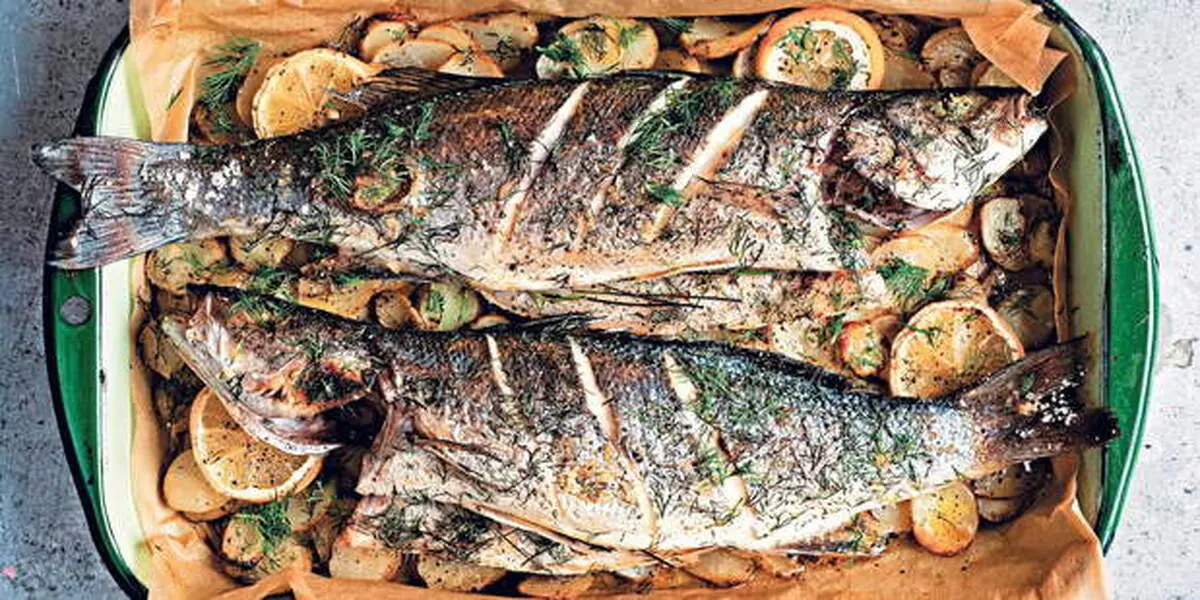 طرز تهیه ماهی قزل ‌آلا با دورچین مخصوص