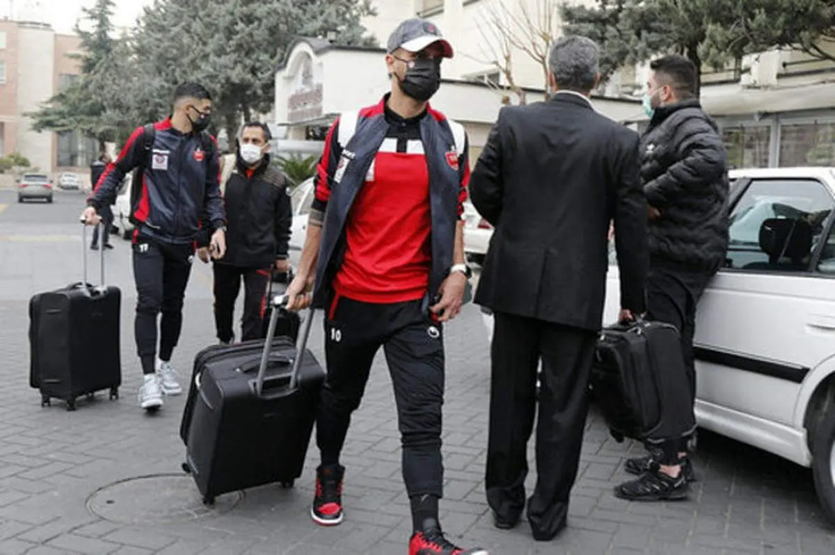 کاروان پرسپولیس وارد قطر شد+عکس