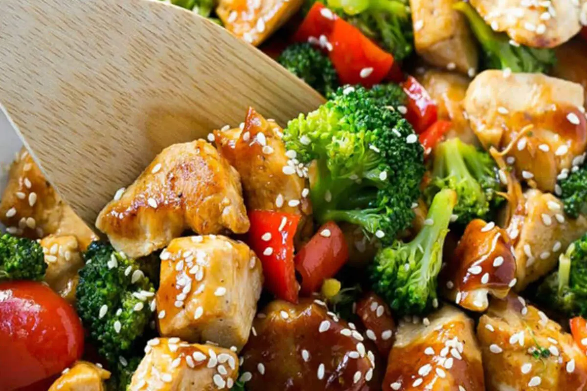 طرز تهیه خوراک مرغ و سبزیجات + فیلم