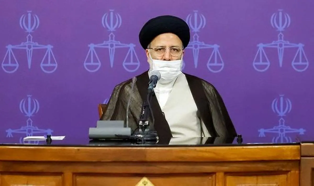 رئیسی آمار اعلامی رئیس سابق قوه قضائیه در مراسم معارفه‌اش را تکذیب کرد/ ورودی پرونده‌های قضایی ۷ میلیون است نه ۱۷ میلیون