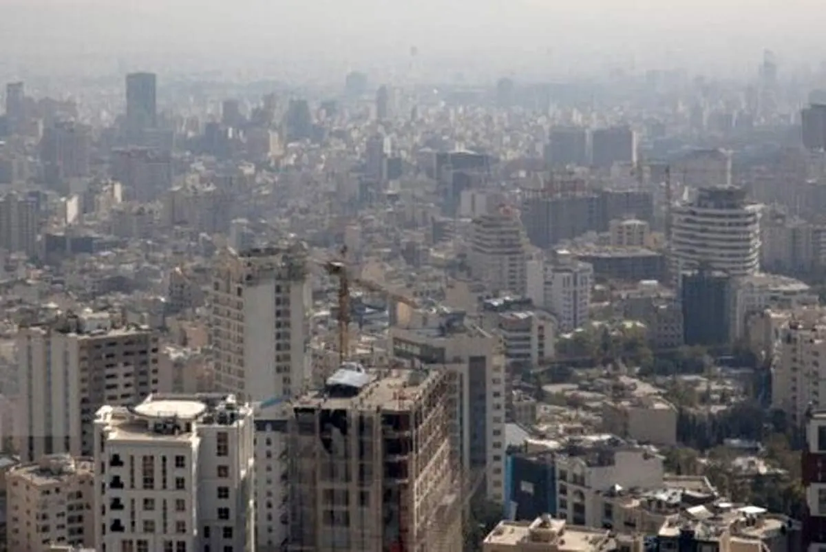 وضعیت قرمز هوای تهران در ۱۳ ایستگاه سنجش کیفیت هوا