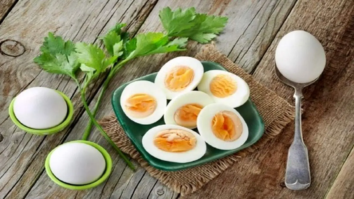 ۹ غذایی که قدرت مغز را افزایش میدهد