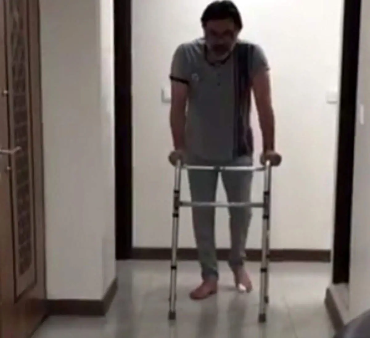 بازیگر معروف ایرانی از کما خارج شد+ فیلم
