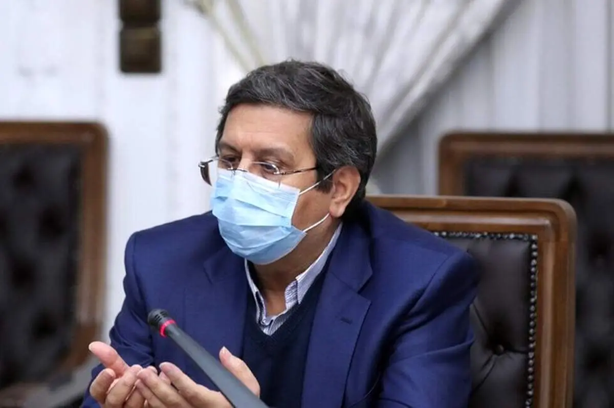 همتی: توزیع ارز ۴۲۰۰ تومانی به درستی اجرا نشد