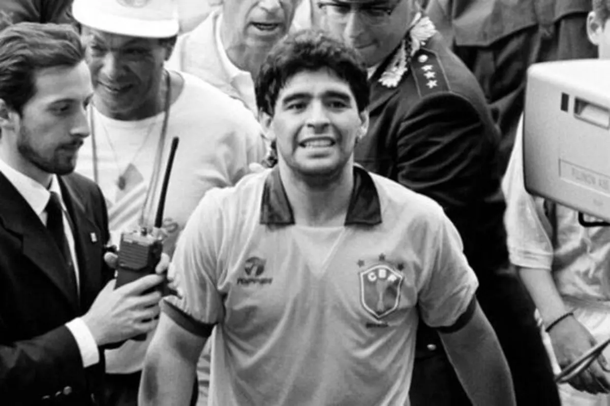 دیگو مارادونا با لباس تیمی که هرگز ندیده بودید + عکس