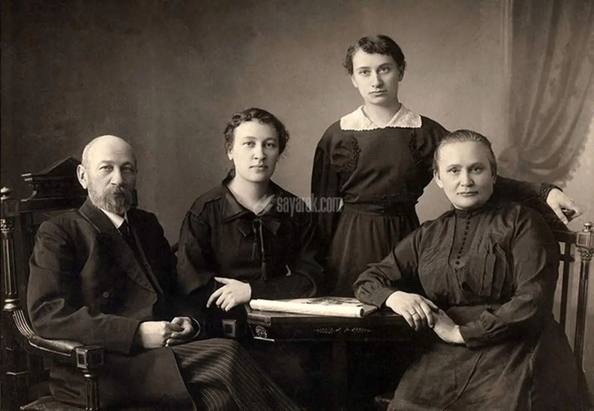 چرا در عکسهای قدیمی کسی لبخند نمیزد؟ + تصاویر