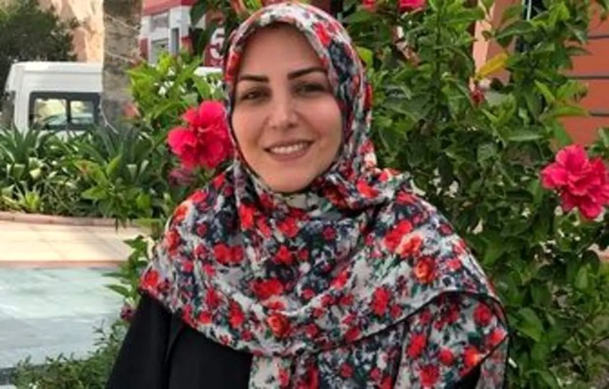 چهره خندان خانم مجری حتی پُشت ماسک+ عکس