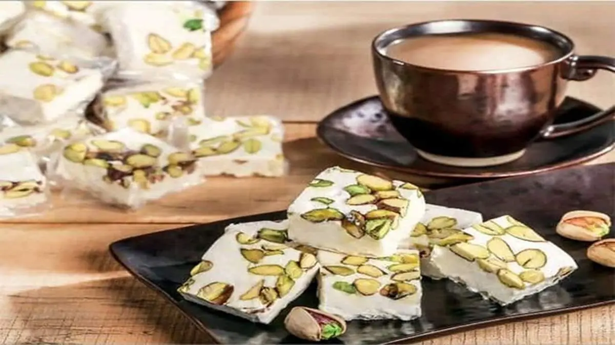 طرز تهیه شیرینی نوقا ساده و شکلاتی
