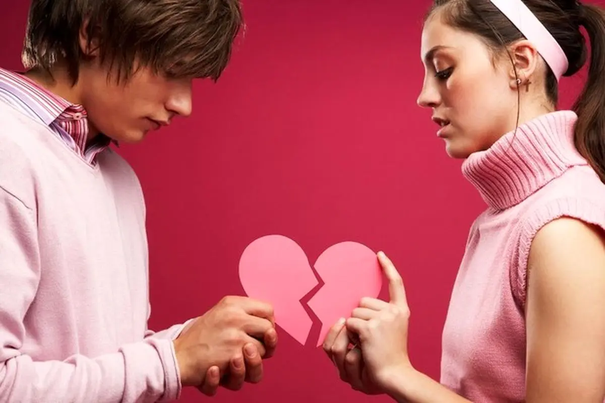 چه چیزهایی رابطه عاشقانه را نابود میکند؟