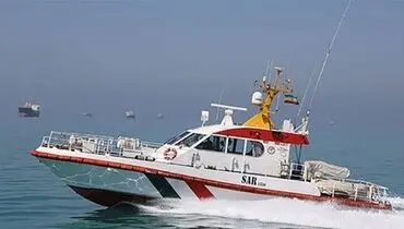 غرق شدن یک شناور ایرانی با ۷ خدمه و ۱۵ بیل مکانیکی