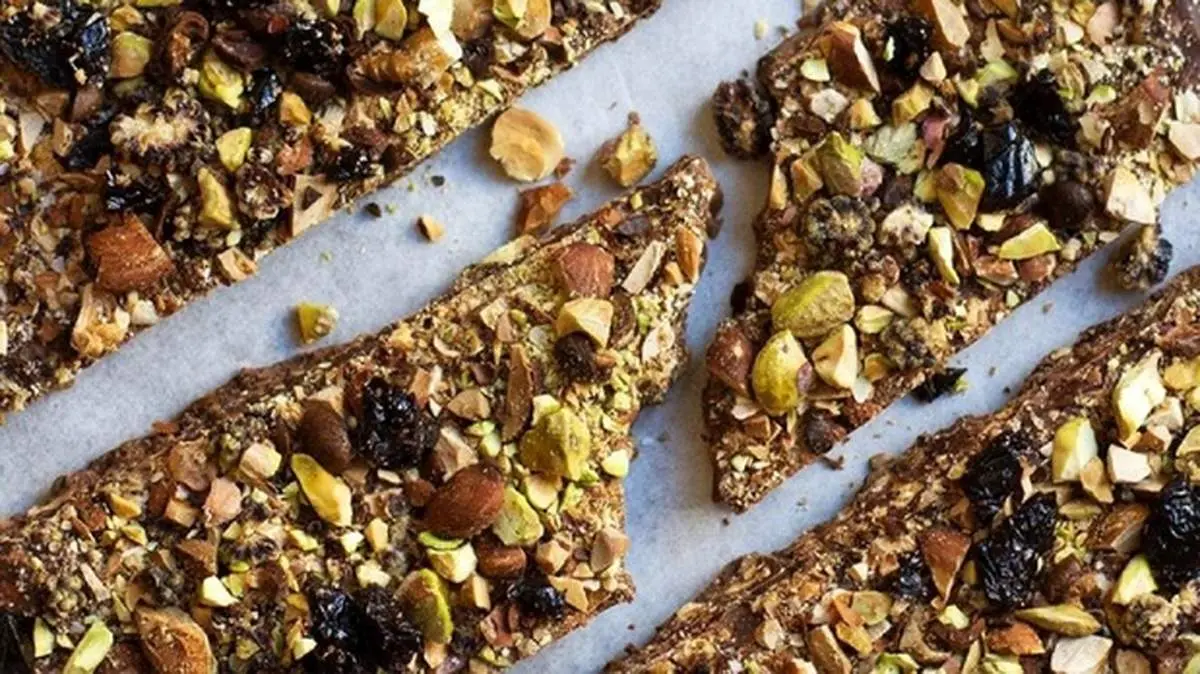طرز تهیه اسنک شکلات و آجیل