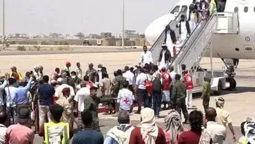 انفجار در فرودگاه عدن؛ دستکم ۲۲ کشته و ۵۰ زخمی + فیلم
