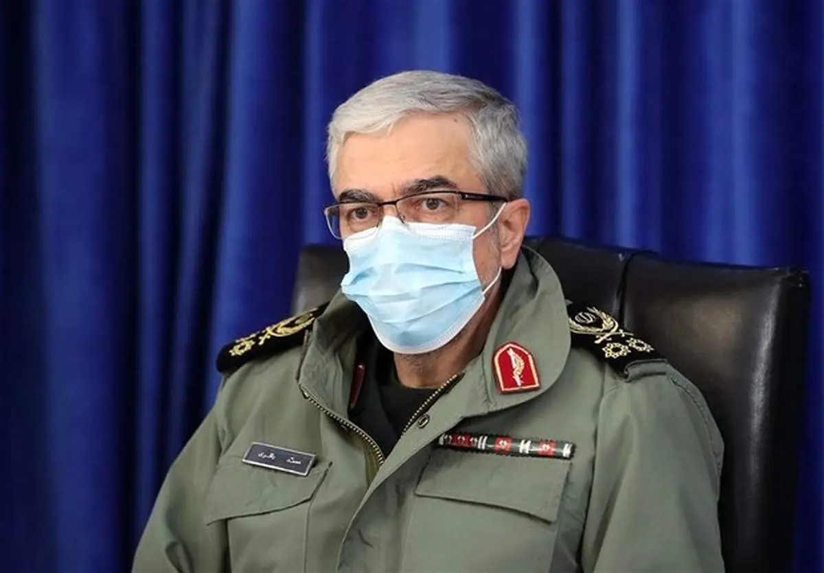 رونمایی از خط تولید محصولات الکترونیکی راهبردی در صنایع الکترونیک وزارت دفاع