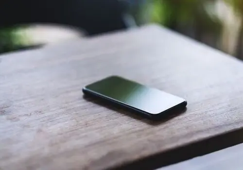 انقلاب در جابه‌جایی بین گوشی‌ها: انتقال مستقیم eSIM از آیفون به اندروید در iOS 19!