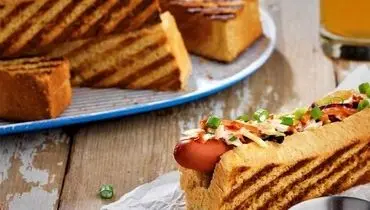 طرز تهیه نان ذرت با هات داگ