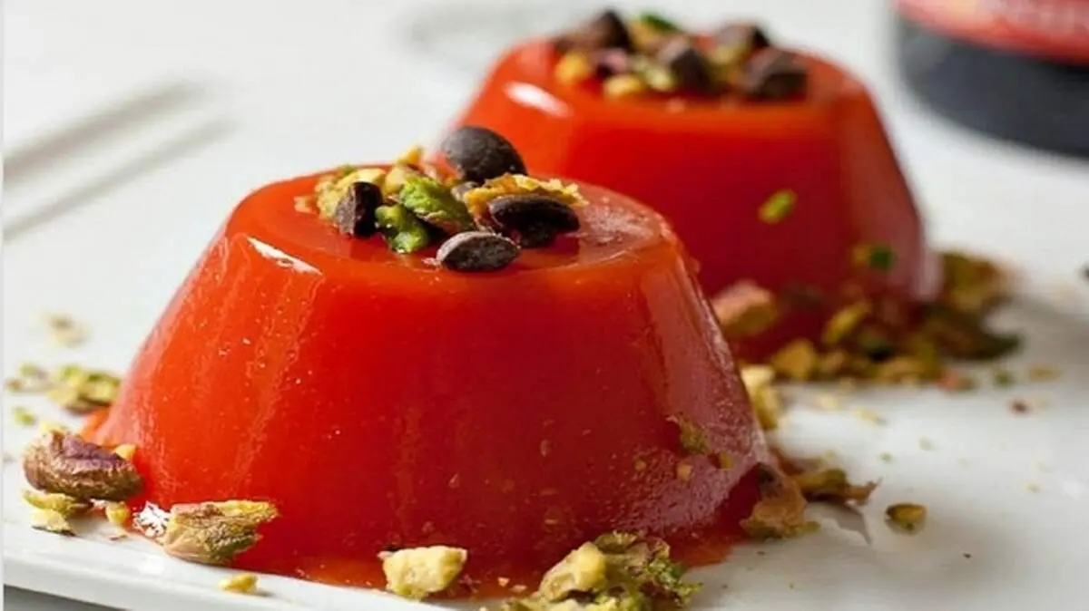 طرز تهیه دسر هندوانه دارچینی ساده برای یلدا