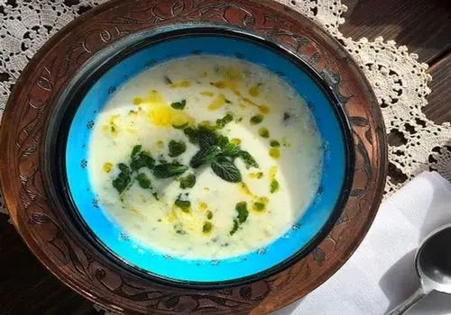 طرز تهیه آبگوشت لپه مجلسی با مرغ یا گوشت