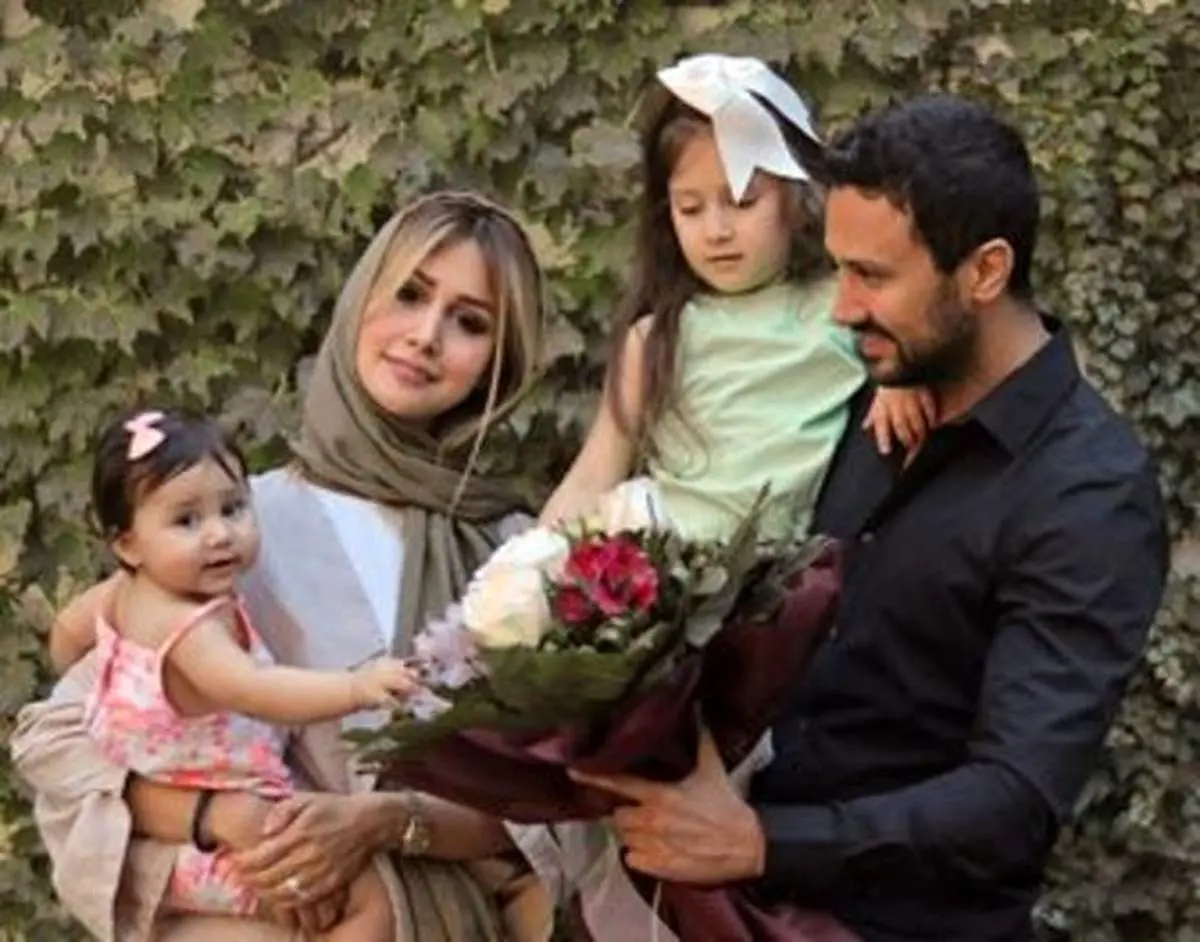 دختران آقای بازیگر پای سفره یلدا