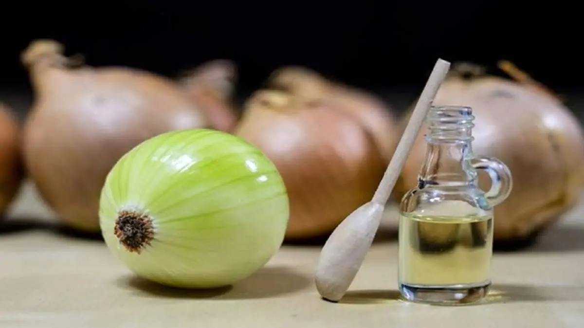 آب پیاز باعث جلوگیری از ریزش مو می‌شود؟
