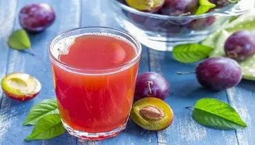 خواص شگفت انگیز مصرف آب آلو سیاه