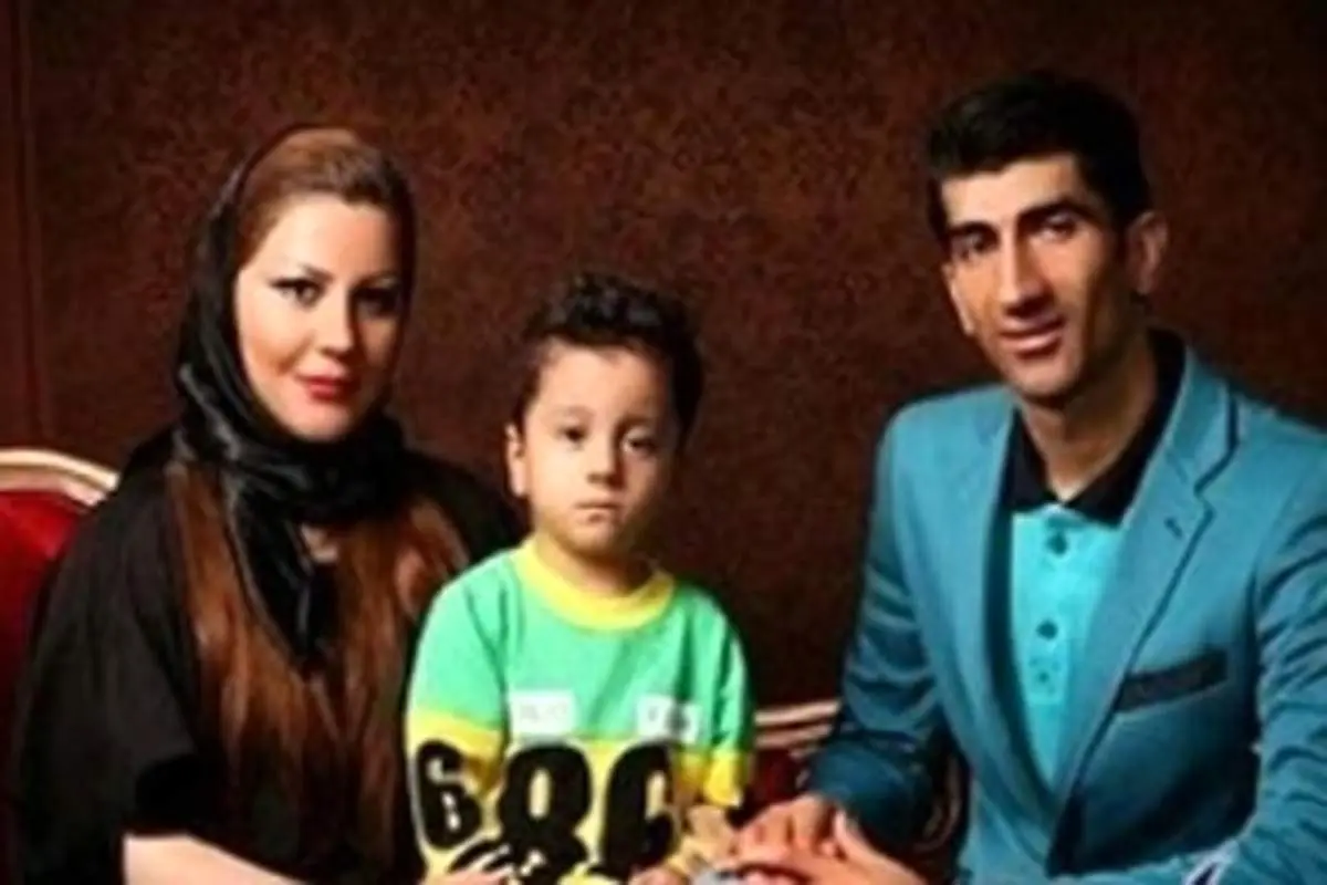 عکس خانوادگی بیرانوند در کریسمس بلژیک