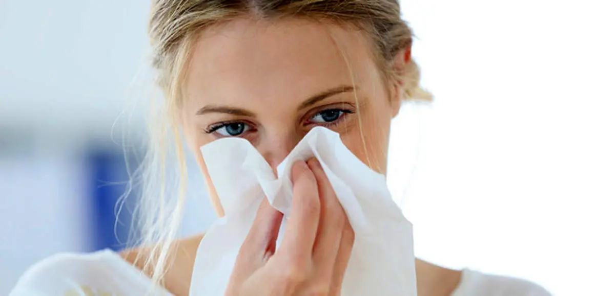 راهکارهای مقابله با آبریزش بینی