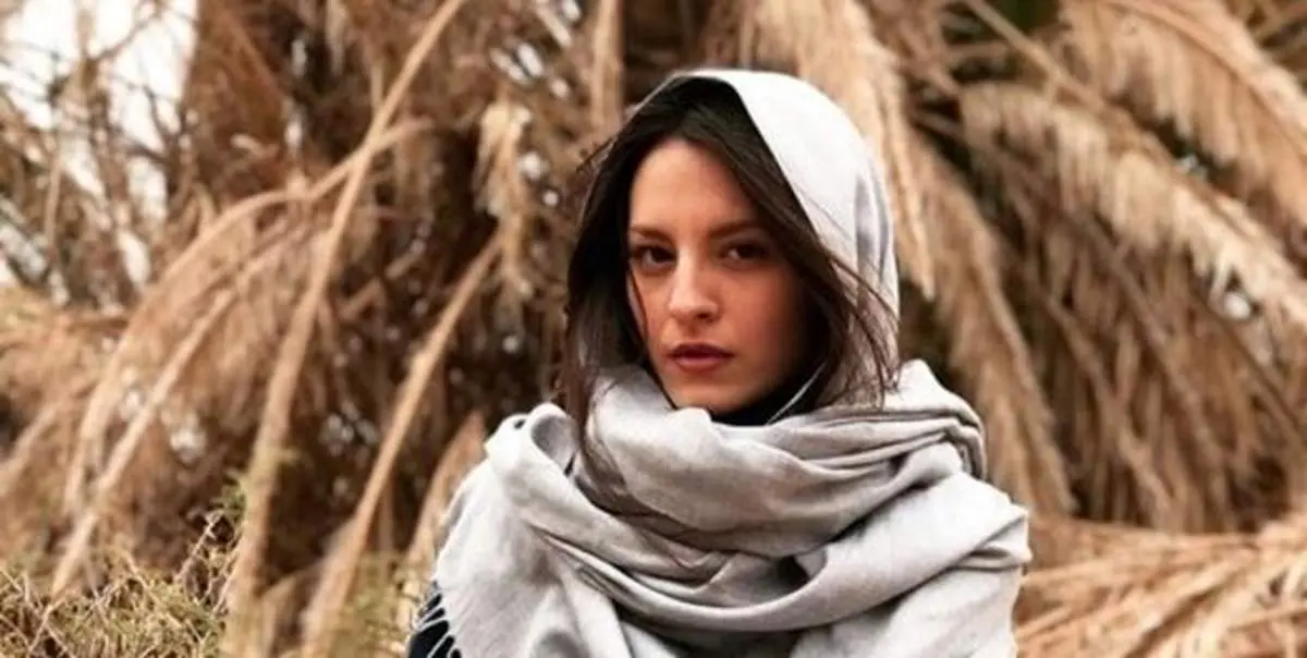 هدیه بازیگر زن یونانی برای داوود میرباقری+ عکس