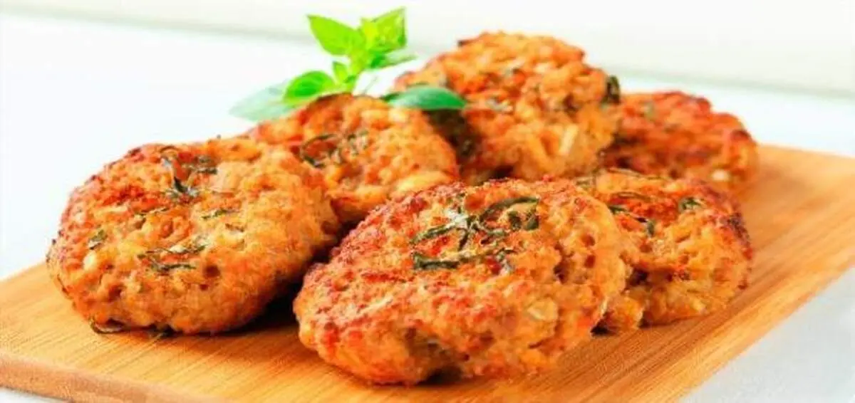 طرز تهیه کتلک ماهی و سیب زمینی