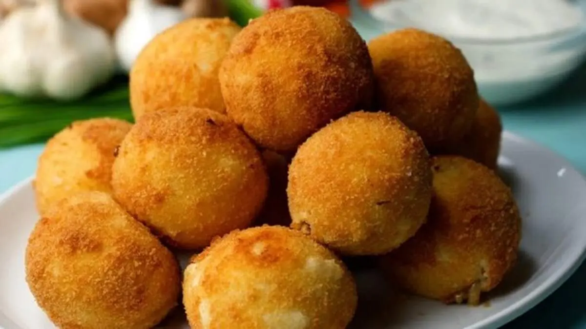 طرز تهیه بمب سیب زمینی مخصوص وگان + فیلم