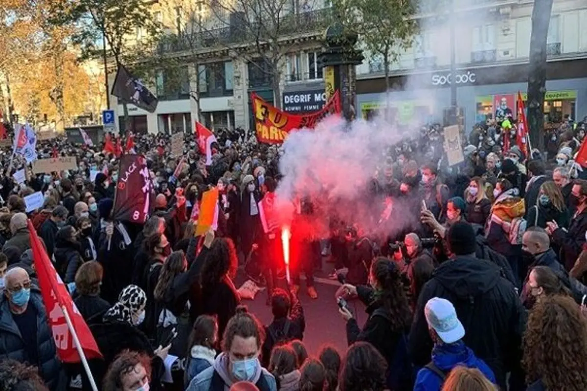 تظاهرات گسترده مردمی در پاریس در اعتراض به قانون امنیتی جدید
