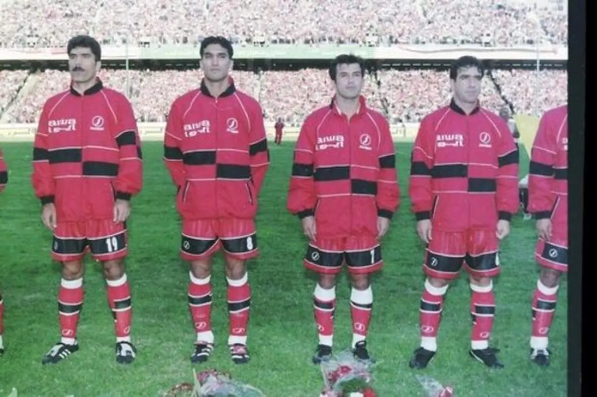 نیمکت عجیب و غریب پرسپولیس+ عکس