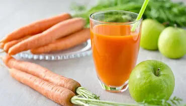 طرز تهیه اسموتی هویج، سیب و زردچوبه