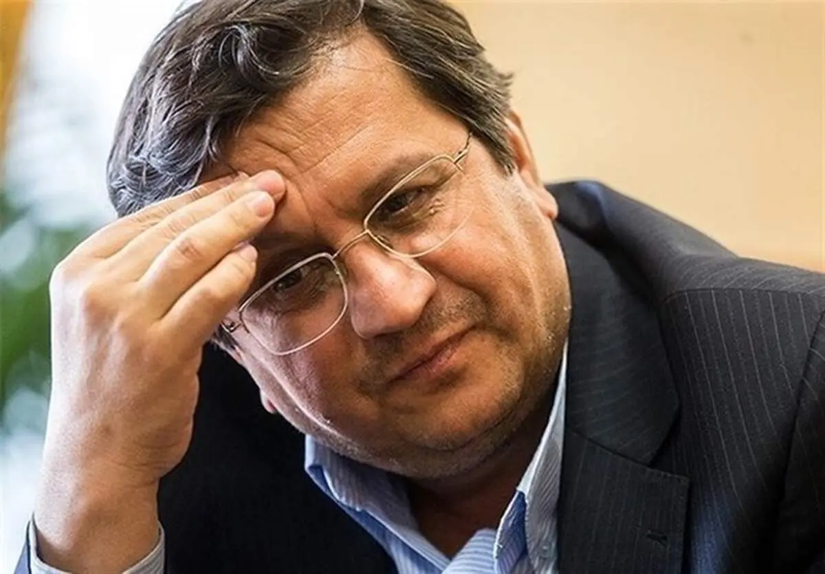 همتی: اگر ما نبودیم، دلار ۵۰ هزار تومان و تورم ۱۵۰ درصد می‌شد