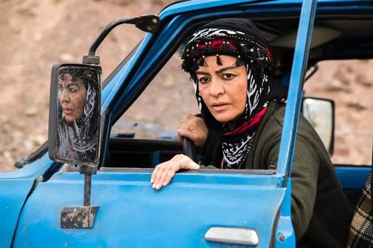 مریلا زارعی در لباس زنان کرمانشاه + عکس