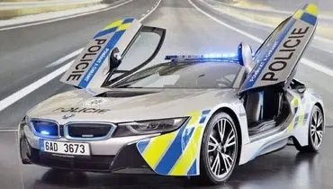 آشنایی با ۱۰ خودروی لوکس پلیس در دنیا + تصاویر