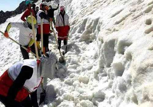 ریزش بهمن قربانی گرفت/ تعداد مفقودان