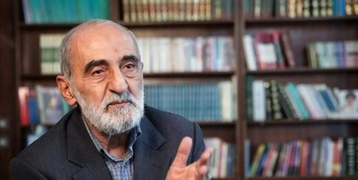 واکنش کیهان به ادعای باز شدن چشم آیت الله مصباح در زمان غسل دادن