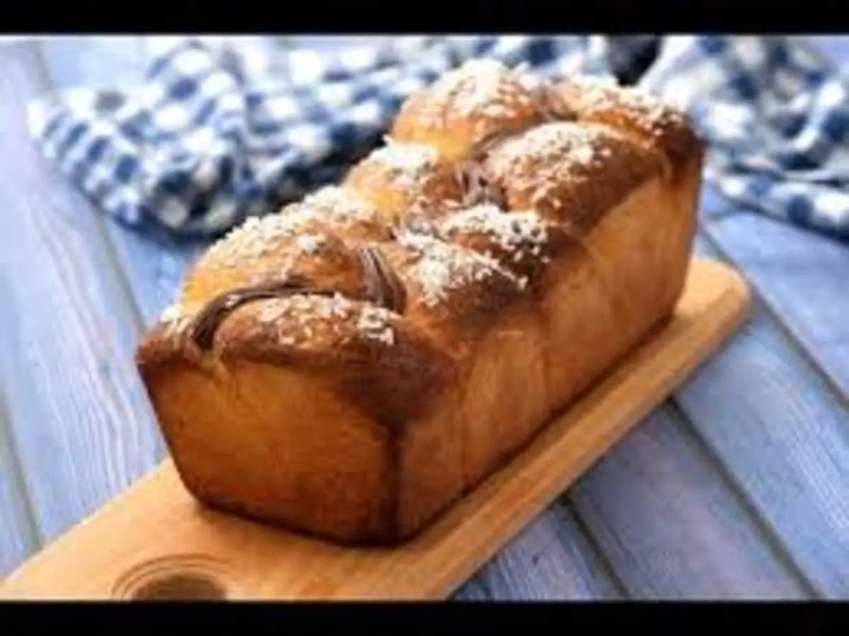 طرز تهیه نان بریوش شکلاتی + فیلم