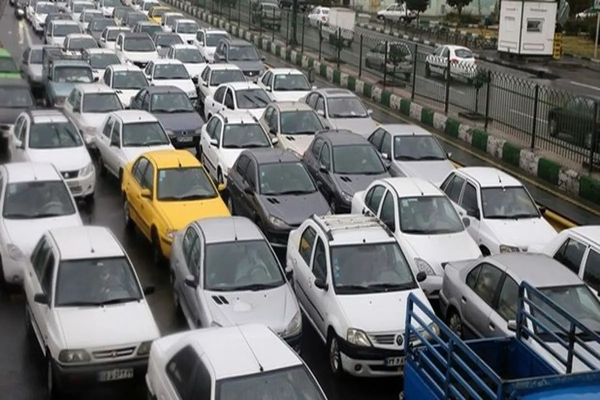 ترافیک سنگین در آزادراه‌های قزوین-کرج و تهران-ساوه / انسداد کندوان تا ساعت ۱۷ امروز