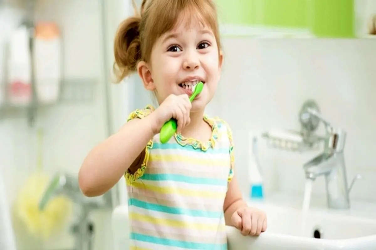 عادت‌هایی که به دهان و دندان ما آسیب می‌رسانند