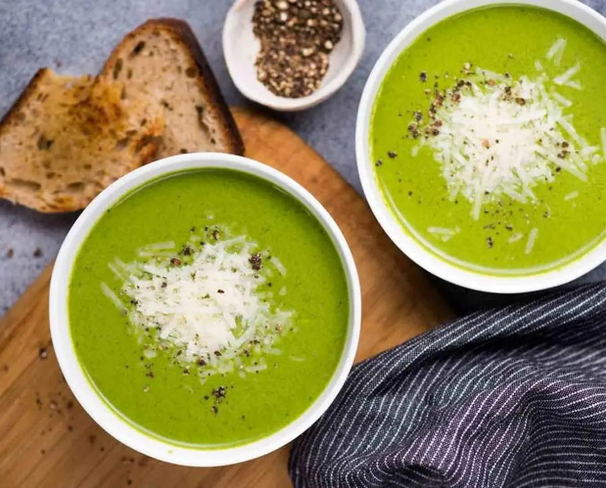 طرز تهیه سوپ اسفناج و خامه