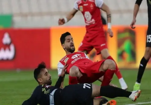 گل پرسپولیس به صنعت نفت که آفساید اعلام شد+ فیلم