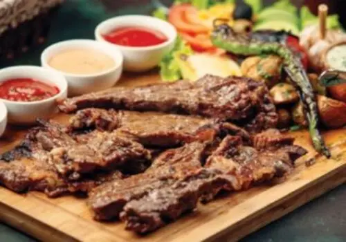 قیمت گوشت قرمز کاهش می‌یابد/ واردات گسترده دام زنده و گوشت در تمام بنادر کشور
