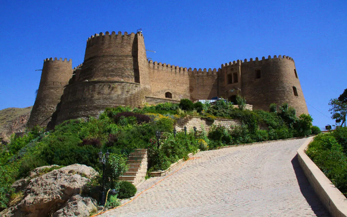 ﻗﻠﻌﻪ ﻓﻠﮏ اﻻﻓﻼک، شاهکار معماری دوره ساسانیان