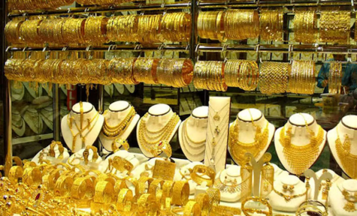 لحظه مبارزه هولناک و تن‌به‌تن طلافروش و سارق مسلح+ فیلم