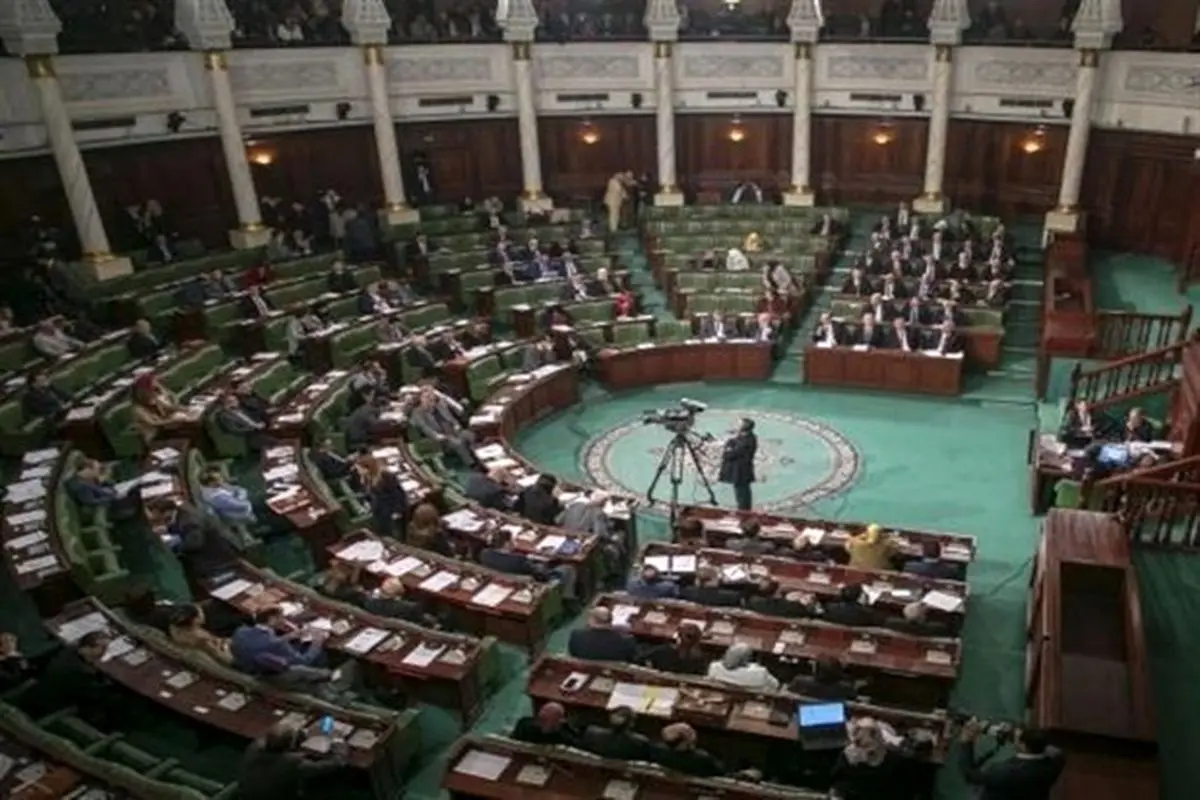 پارلمان تونس با تغییر ۱۱ وزیر کابینه موافقت کرد