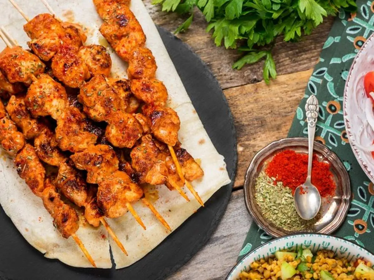 طرز تهیه شیش کباب با گوشت و مرغ