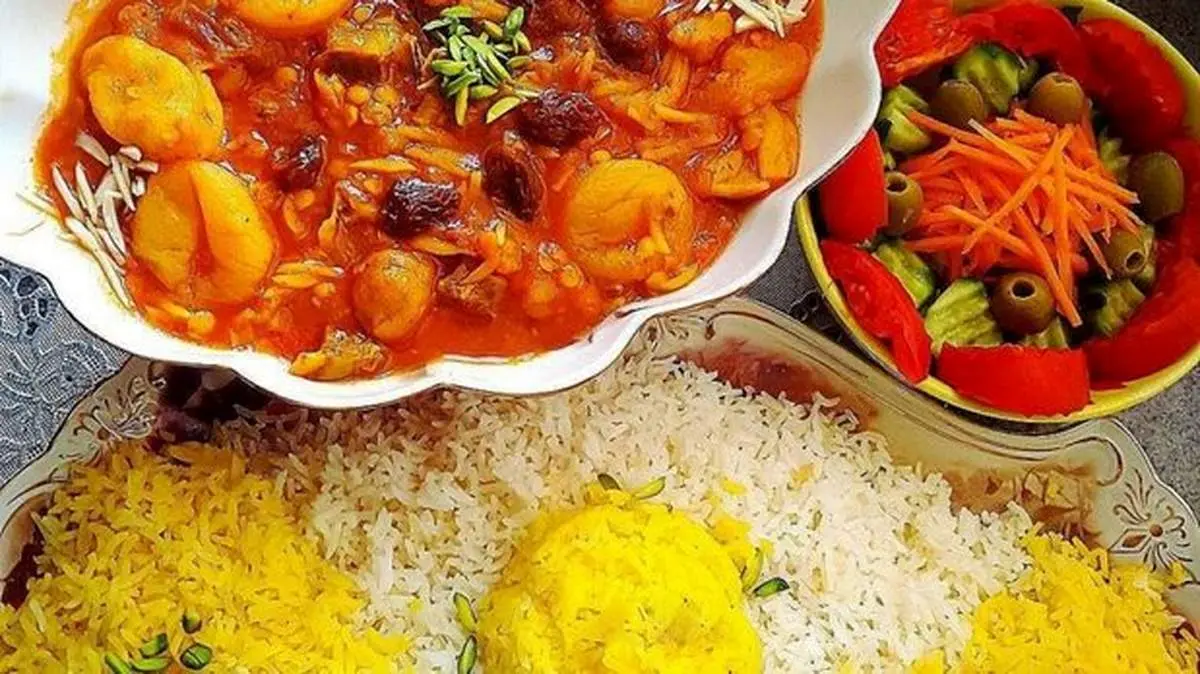 طرز تهیه خورش برگه زردآلو، غذای متفاوت