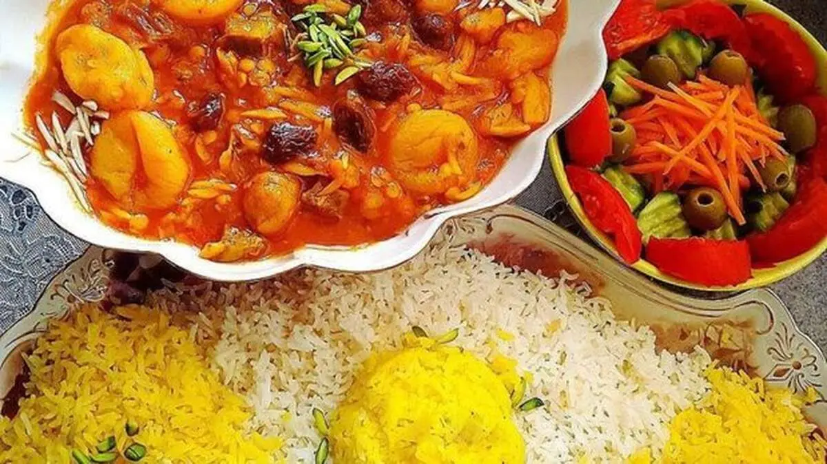 طرز تهیه خورش برگه زردآلو، غذای متفاوت