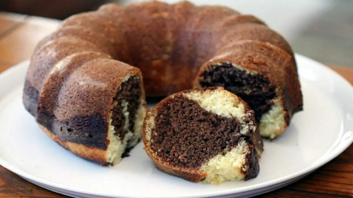 طرز تهیه کیک صبحانه یا کیک انگلیسی دو رنگ